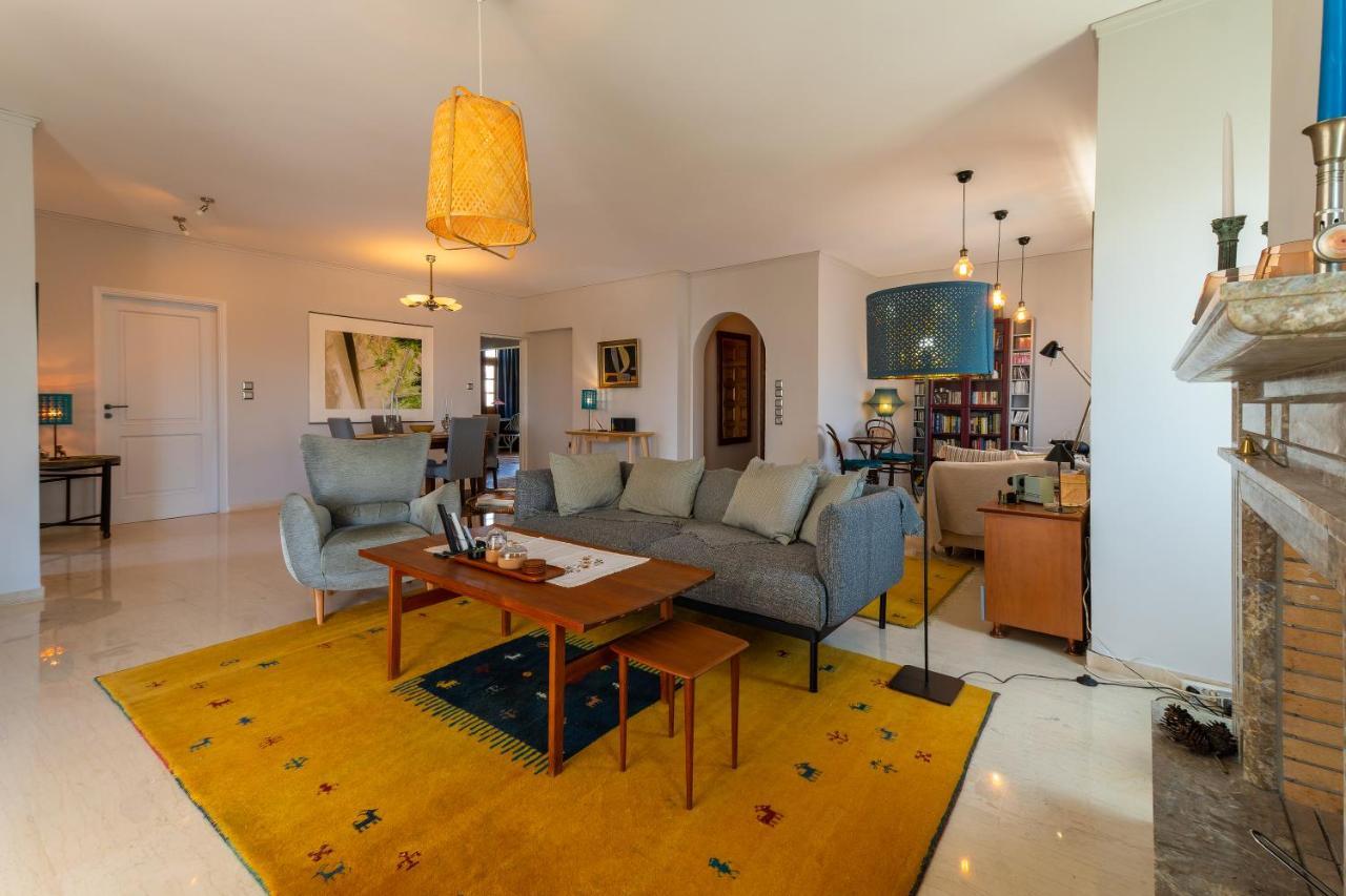 Spacious Apartment In Kavouri Athens Exterior photo