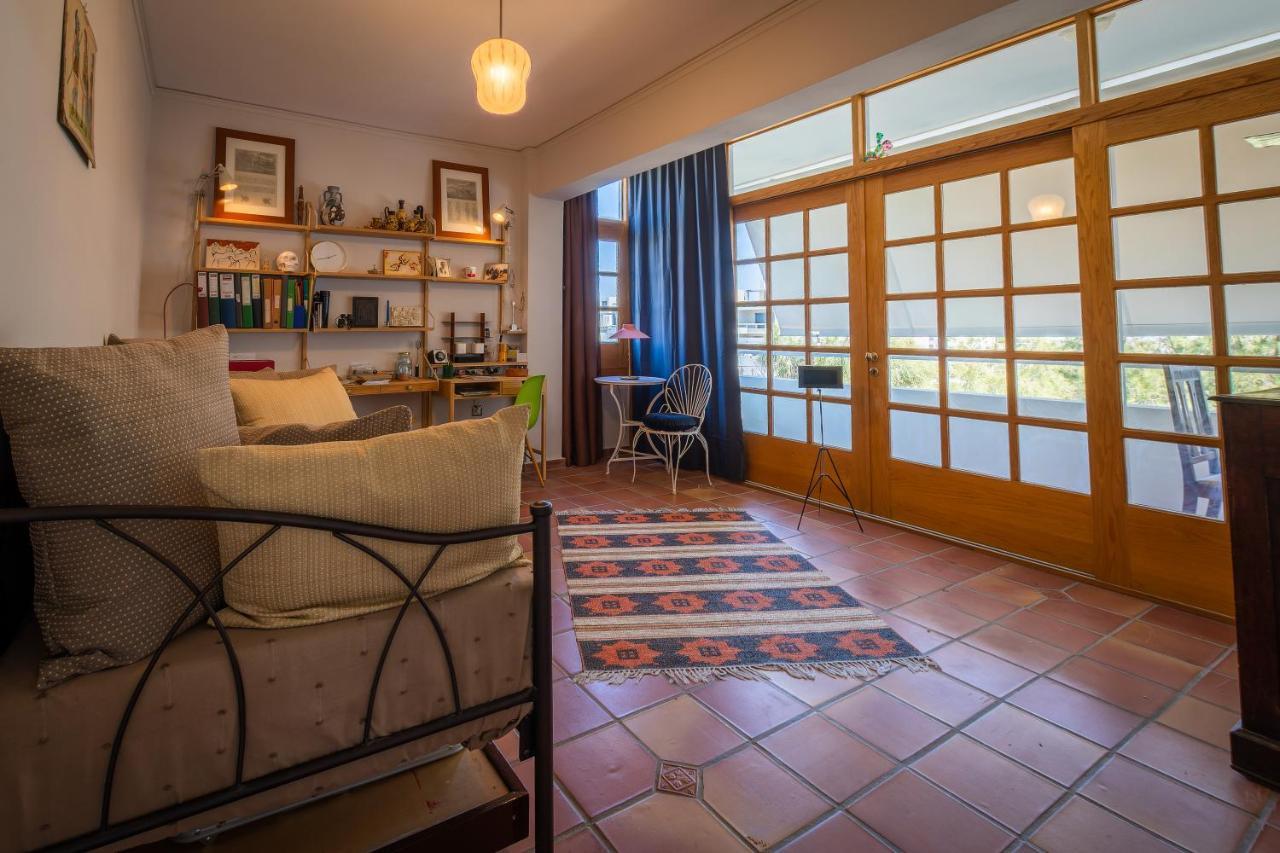 Spacious Apartment In Kavouri Athens Exterior photo
